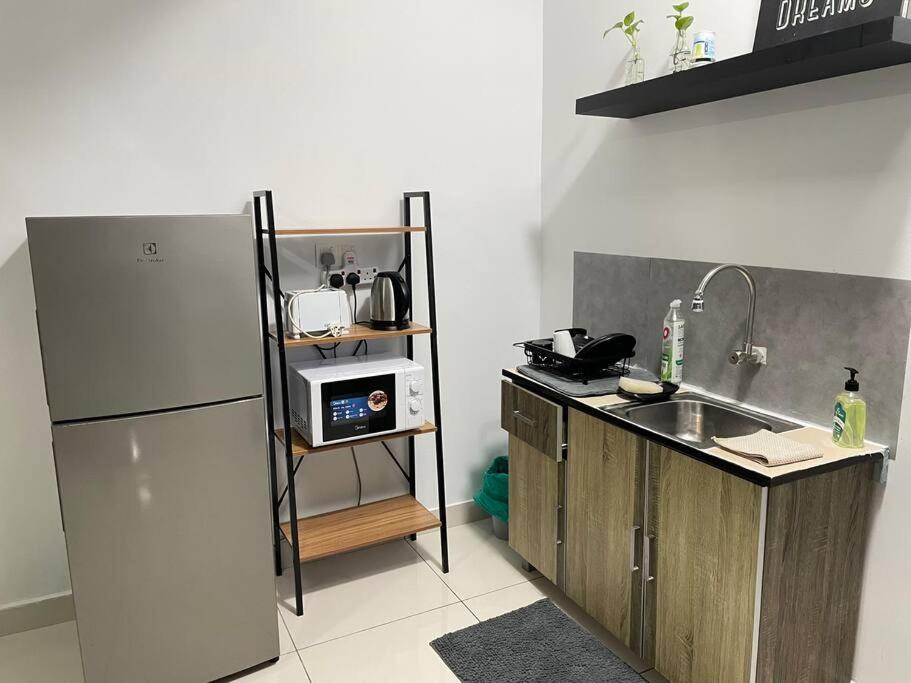 Minimalist Loft5 Decentrum Wifinetflix Kajang Ngoại thất bức ảnh